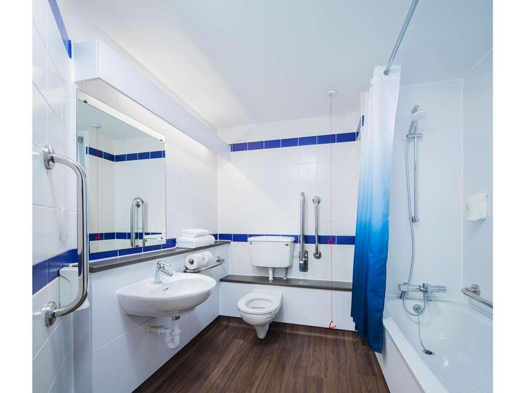 Travelodge Bristol Central Anchor Road 部屋 写真
