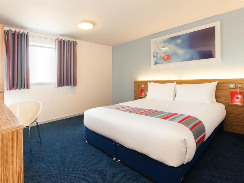 Travelodge Bristol Central Anchor Road エクステリア 写真
