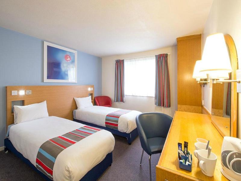 Travelodge Bristol Central Anchor Road エクステリア 写真